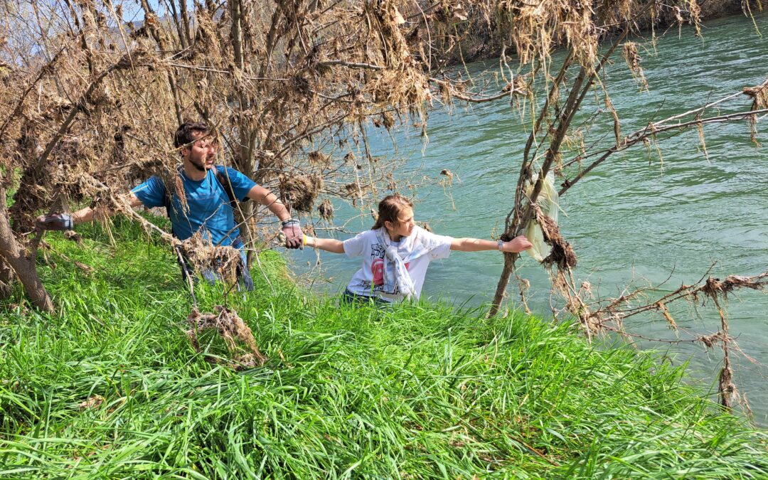 Opération nettoyage des berges du Tarn pour les éco-délégués